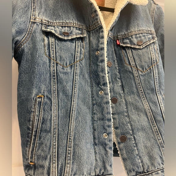 Levi’s sherpa lined denim jacket men’s  small - Picture 4 of 9